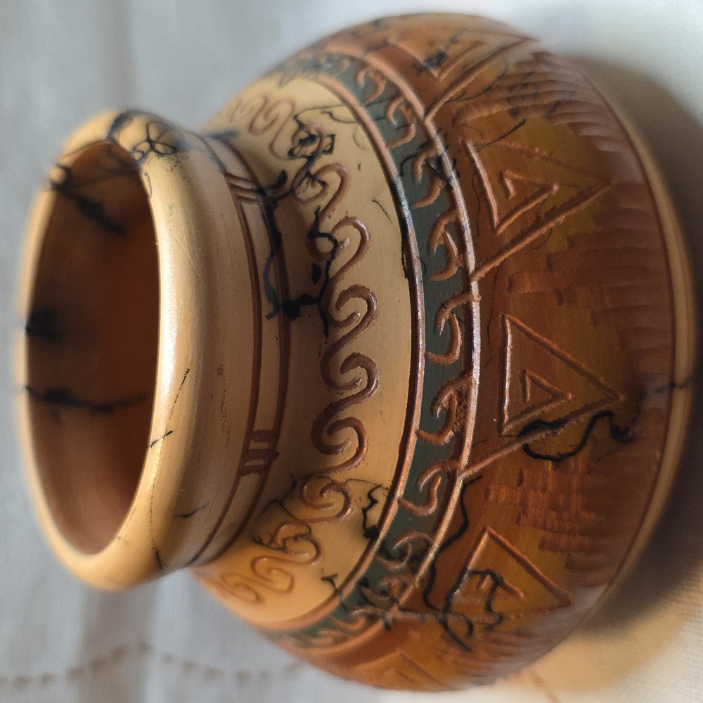 Handcrafted Navajo Terracotta Vase with Tribal Patterns